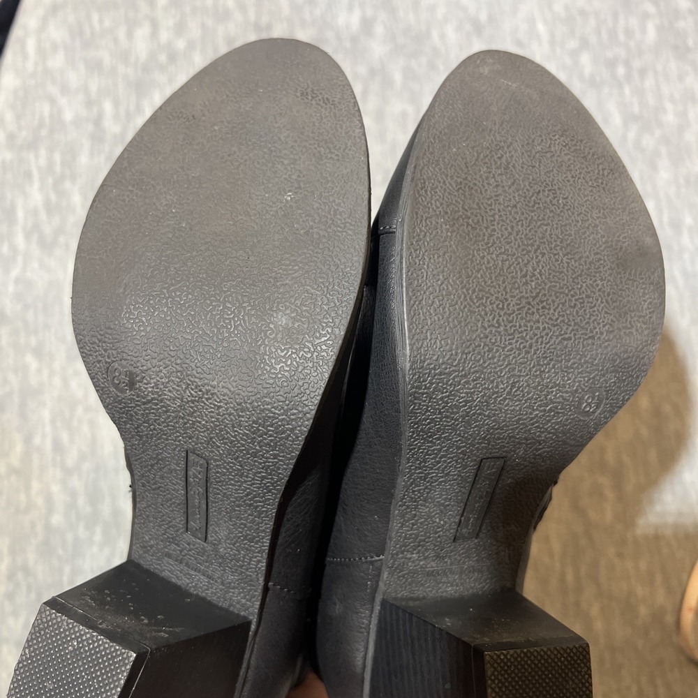 American Eagle Ankle Boots Women 8.5 Black Side Zip 3in Heel Snap Strap Faux EUC - Picture 13 of 16
